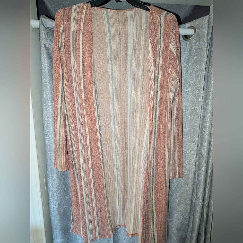 3 For $25 🌻  Striped Long Sleeve Cardigan